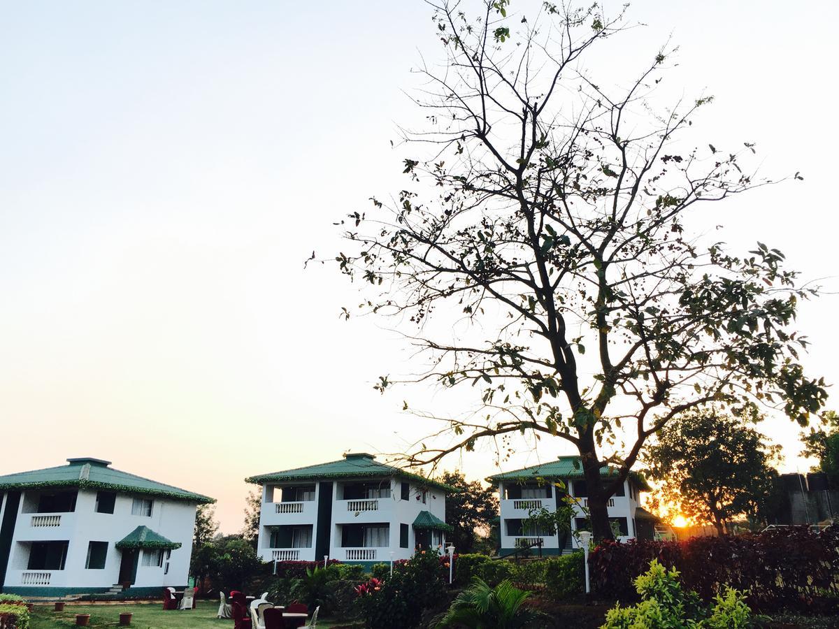 Presidency Highland Resort Koynanagar Dış mekan fotoğraf